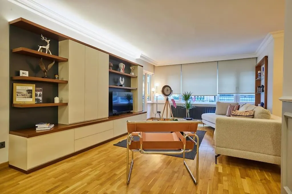 Stunning Apartment In Bebek - Manolya8 Istanbul