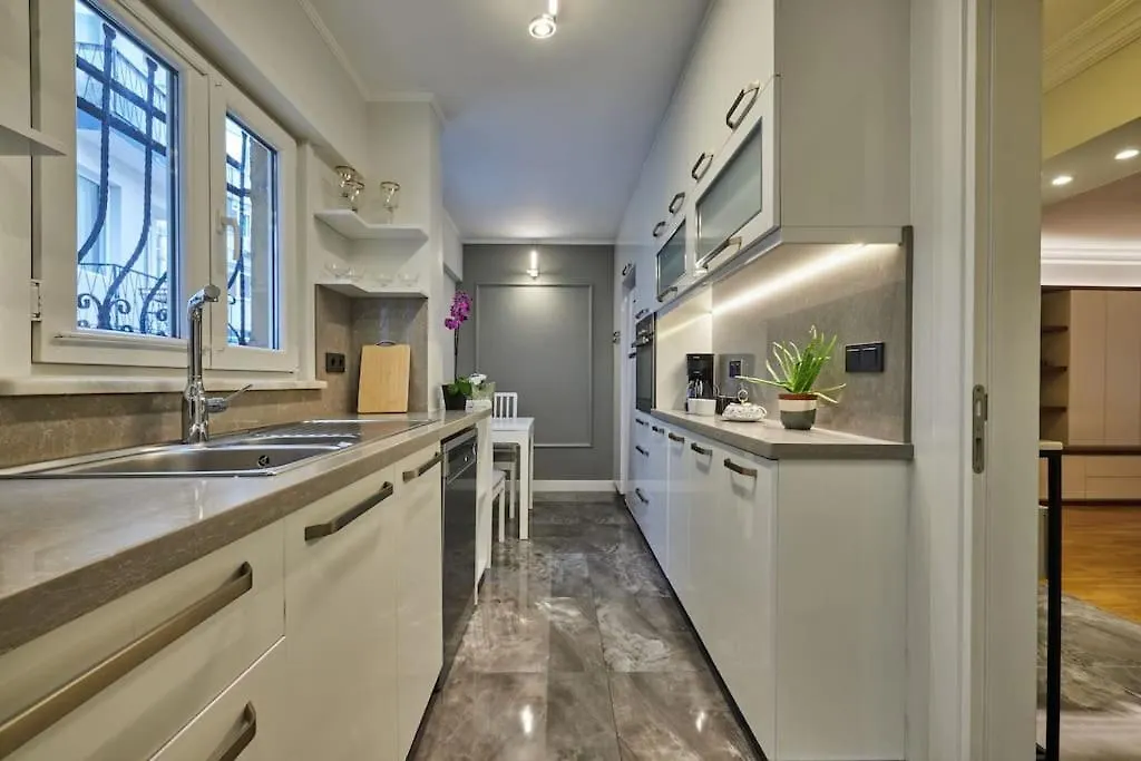 Stunning Apartment In Bebek - Manolya8 Istanbul